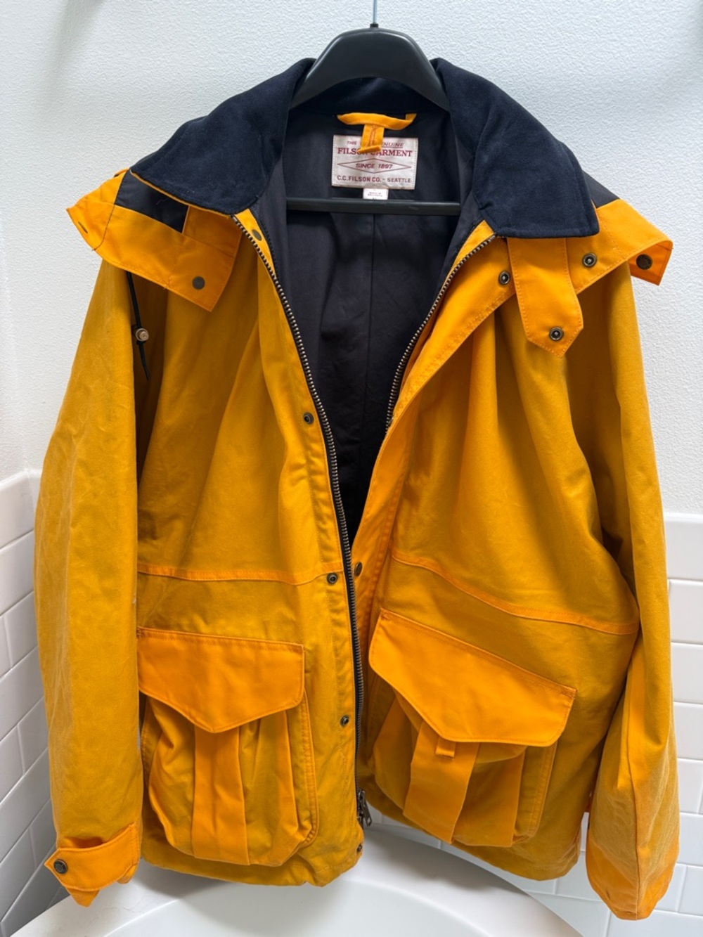 Filson Foul Weather Jacket - Larch Gold Waxed Canvas - XL